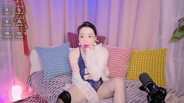 Snapshot of baobaomiqi_linger chatting on 02-10-25, 02:08 baobaomiqi linger online show from 02-10-25, 02:08