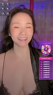 Snapshot of baobaomiqi_linger chatting on 09-22-25, 04:53 baobaomiqi linger online show from 09-22-25, 04:53