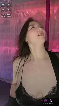 Snapshot of baobaomiqi_linger chatting on 10-06-25, 04:37 baobaomiqi linger online show from 10-06-25, 04:37