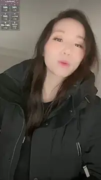 Snapshot of baobaomiqi_linger chatting on 11-02-25, 02:36 baobaomiqi linger online show from 11-02-25, 02:36