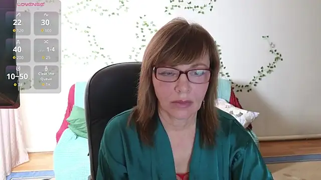 Snapshot of Miss_Moren chatting on 04-05-26, 05:59 Miss Moren online show from 04-05-26, 05:59