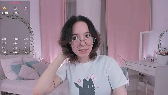 lilithlunna online show from 02-27-25, 04:20