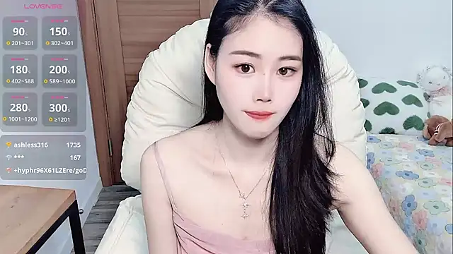 LILI-Baobei online show from 03-17-25, 06:51
