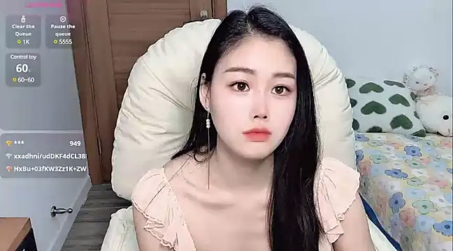 LILI-Baobei online show from 03-20-25, 05:46