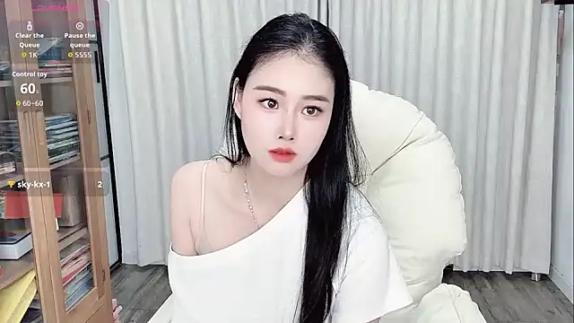 LILI-Baobei online show from 09-17-25, 03:08