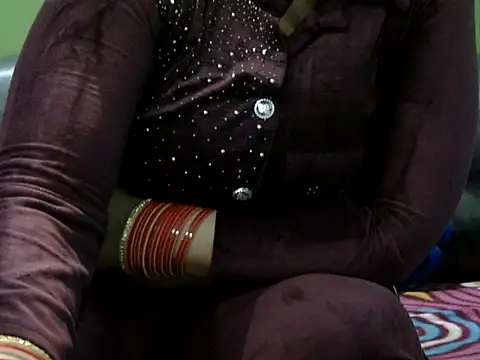 Housewife12 online show from 02-02-26, 07:18