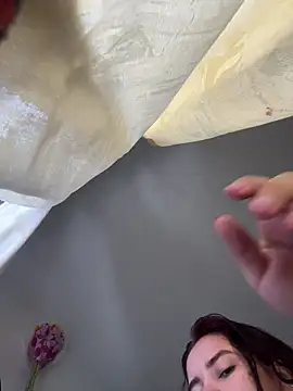 Ema kraus online show from 03-19-26, 06:12