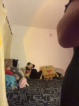 Ema kraus online show from 03-28-26, 01:38