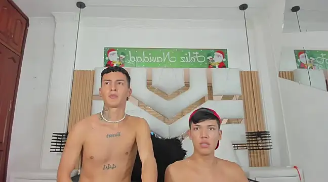 Snapshot of Angel_xxx chatting on 12-27-24, 10:59 Angel xxx online show from 12-27-24, 10:59