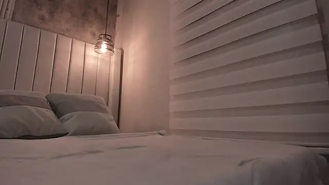  dakota a online show from 10-08-25, 06:49