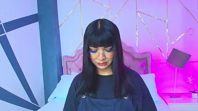 RoseCassie online show from 01-19-25, 01:12