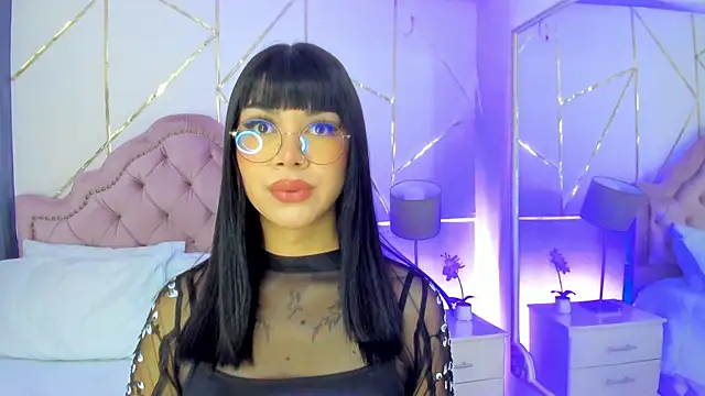 RoseCassie online show from 01-22-25, 01:21