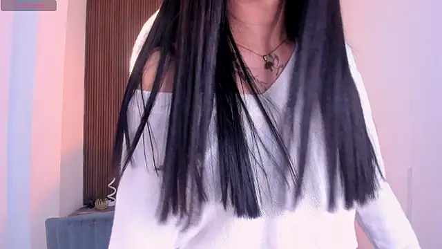 RoseCassie online show from 05-04-26, 01:51