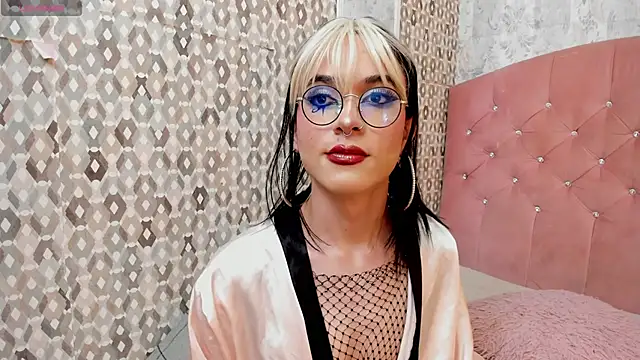 ash ricci online show from 10-31-25, 05:08