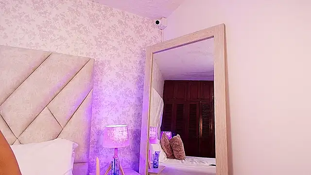 Valentinadiazz1 online show from 02-06-25, 06:24