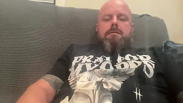 Thickirishcock850 online show from 11-05-25, 04:01