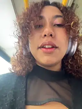 lauraltt online show from 11-15-25, 06:37