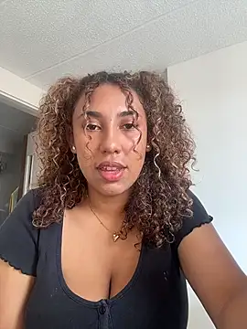 lauraltt online show from 02-07-26, 08:23