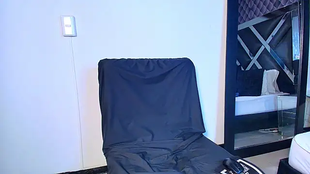 caroo gomeez online show from 10-07-25, 04:09