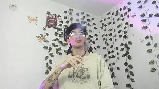 skinny dann online show from 03-19-25, 01:10