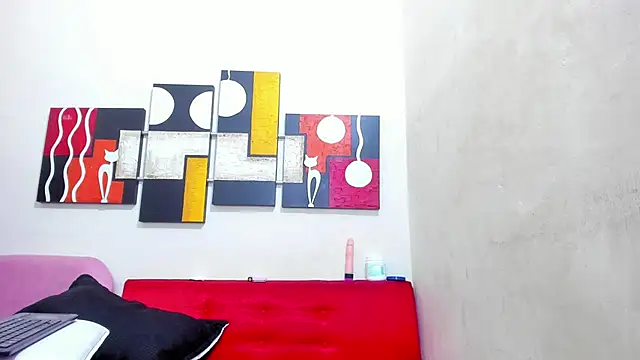 Snapshot of Mariana_16_ chatting on 03-22-25, 11:31 Mariana 16 online show from 03-22-25, 11:31