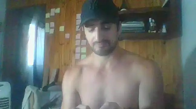 italianbighorse22 online show from 01-01-25, 08:26