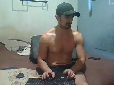 italianbighorse22 online show from 02-04-26, 07:14