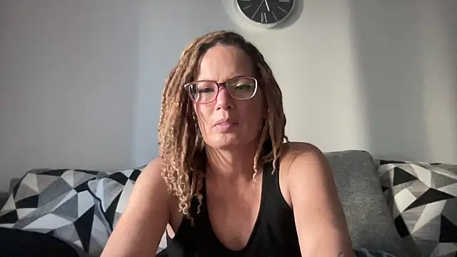 skarfos1babe69 online show from 12-29-24, 10:03