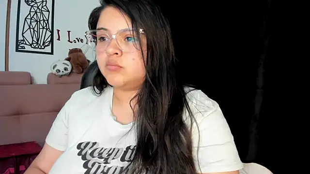 Snapshot of lizzie_c chatting on 01-27-25, 04:41 lizzie c online show from 01-27-25, 04:41