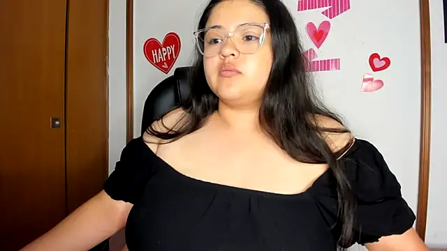 Snapshot of lizzie_c chatting on 02-10-25, 09:36 lizzie c online show from 02-10-25, 09:36