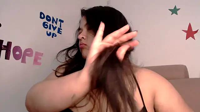 lizzie c online show from 02-05-26, 05:23