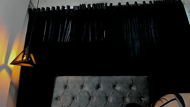 AnikaRomanoff online show from 03-07-25, 12:23