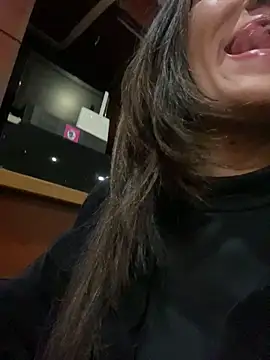 AlejandritaMilano online show from 05-21-26, 09:00