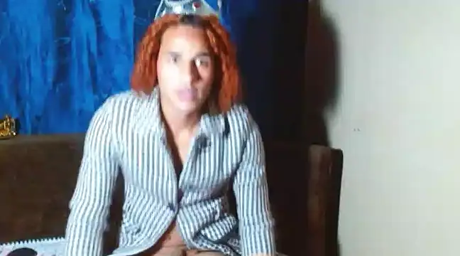 Snapshot of Bella_DollJ chatting on 01-04-25, 10:24 Bella DollJ online show from 01-04-25, 10:24