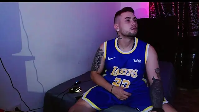 miia-liiam online show from 12-04-25, 06:44