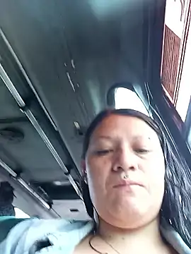 kattia bk online show from 10-28-25, 11:47