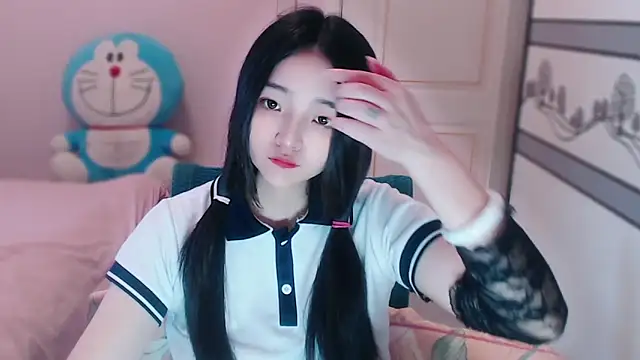 xiao-xiao-D online show from 10-07-25, 06:21