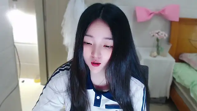 xiao-xiao-D online show from 03-27-26, 02:39