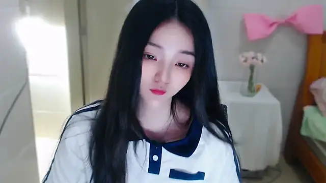 xiao-xiao-D online show from 03-27-26, 08:48