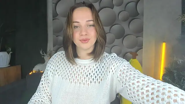 Cute smile sharon online show from 12-20-24, 01:47