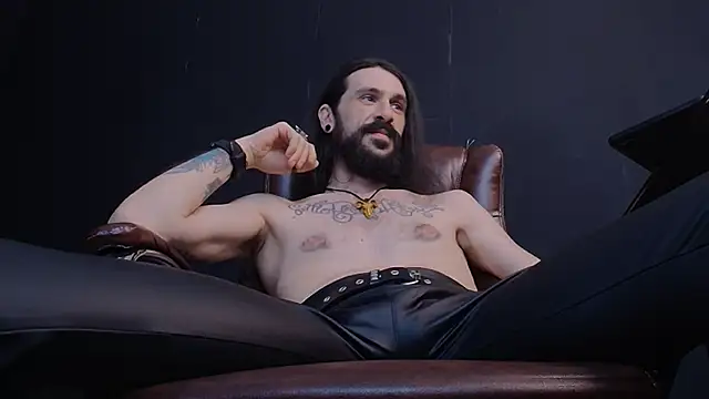 Snapshot of AxelColton chatting on 02-02-25, 12:46 AxelColton online show from 02-02-25, 12:46