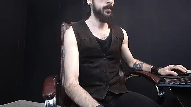 Snapshot of AxelColton chatting on 02-12-25, 06:08 AxelColton online show from 02-12-25, 06:08
