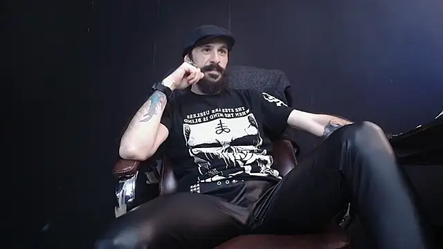 Snapshot of AxelColton chatting on 02-23-25, 12:05 AxelColton online show from 02-23-25, 12:05