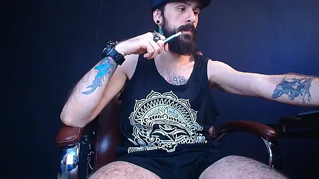 Snapshot of AxelColton chatting on 03-09-25, 05:44 AxelColton online show from 03-09-25, 05:44