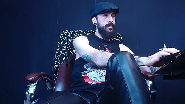 Snapshot of AxelColton chatting on 03-18-25, 05:31 AxelColton online show from 03-18-25, 05:31