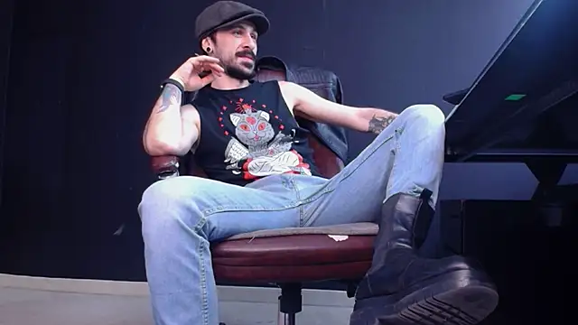 AxelColton online show from 10-18-25, 10:27