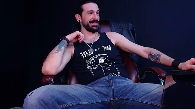 AxelColton online show from 11-01-25, 11:23