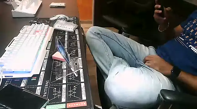 Nil Talreja online show from 12-19-24, 08:45