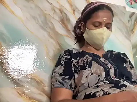 Tamil Sanjana  online show from 10-19-25, 07:09