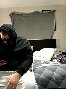 Snapshot of Coppiatrasgressiva chatting on 10-29-25, 10:00 Coppiatrasgressiva online show from 10-29-25, 10:00